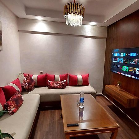Luxury Downtown Apartment Of 80M2 In Front Of Hassan 2 Mosque And Sea From Family , Pour Famille , Interdit Couples Araabic Non Marie, Forbidden Unmarried Araabic Couples Basement Car Park Kazablanka Dış mekan fotoğraf