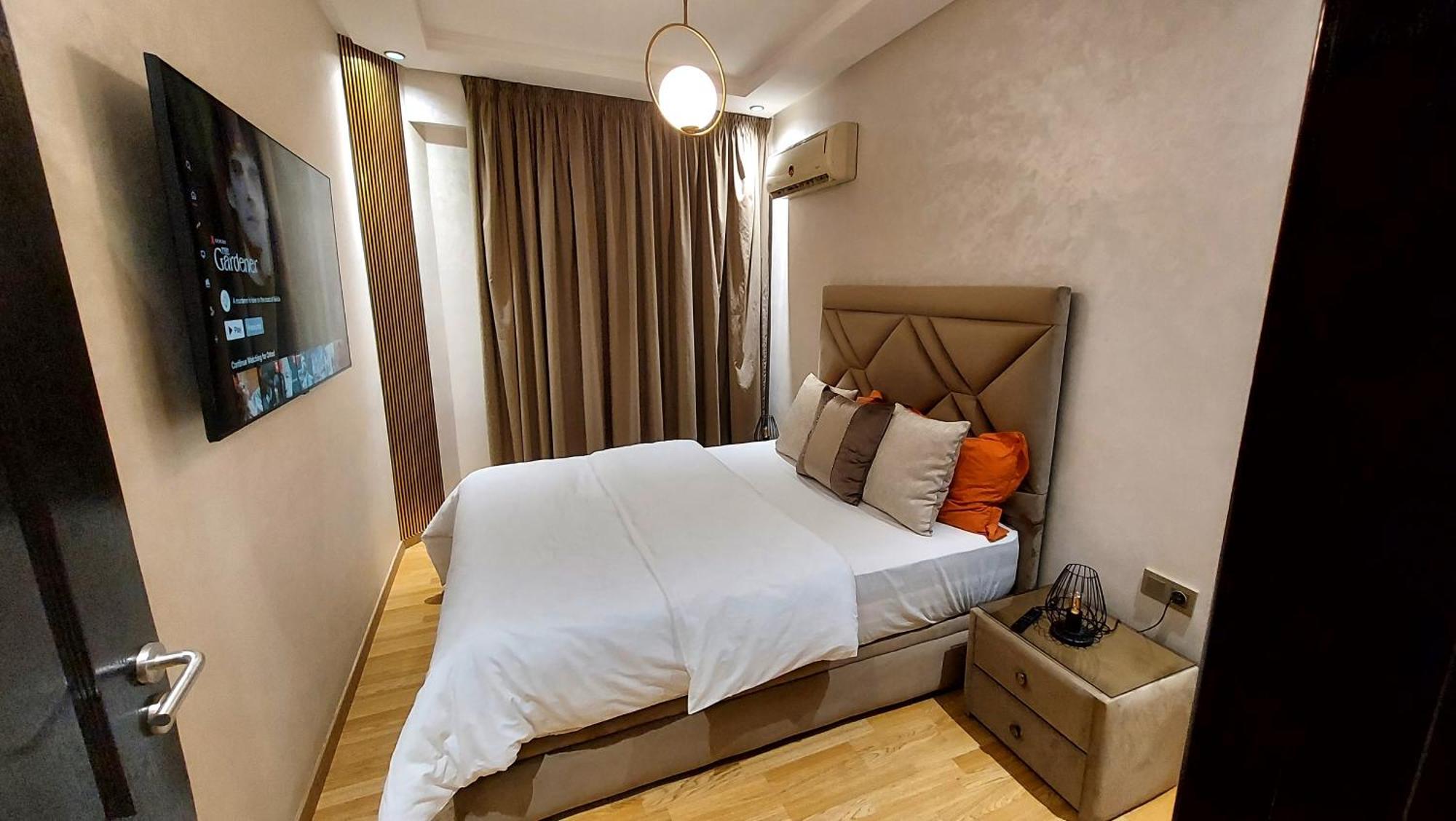 Luxury Downtown Apartment Of 80M2 In Front Of Hassan 2 Mosque And Sea From Family , Pour Famille , Interdit Couples Araabic Non Marie, Forbidden Unmarried Araabic Couples Basement Car Park Kazablanka Dış mekan fotoğraf